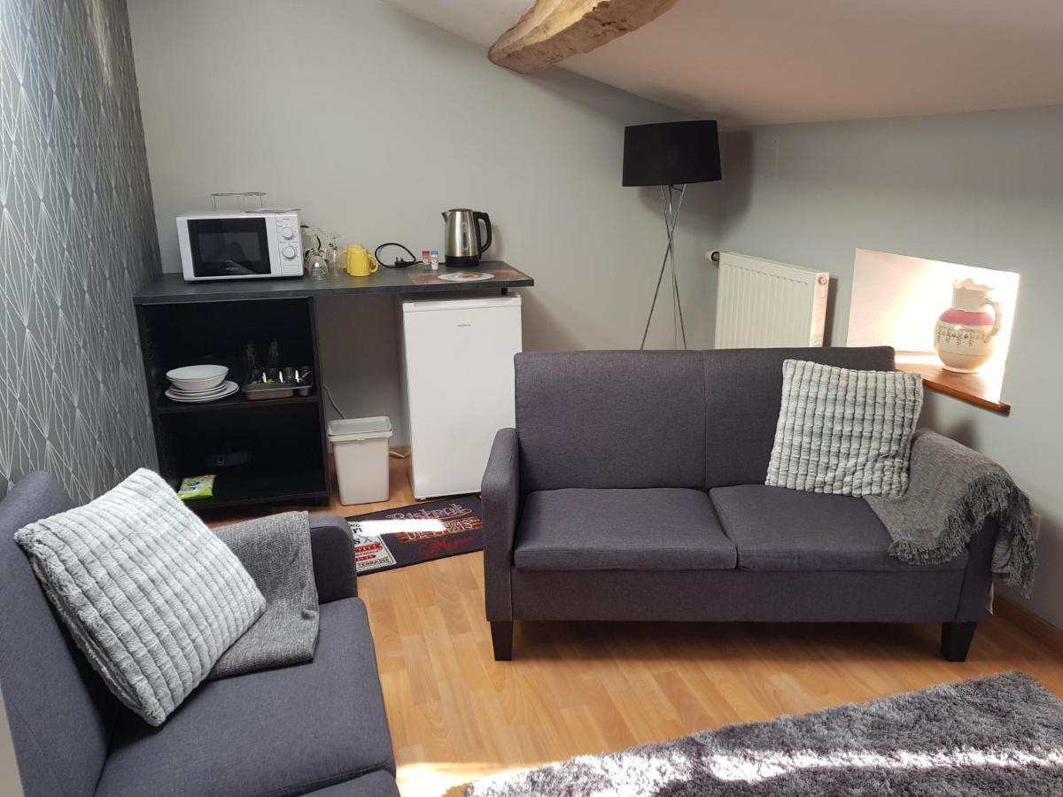 Le Pommier Chambre D'Hote Clussais-la-Pommeraie Esterno foto