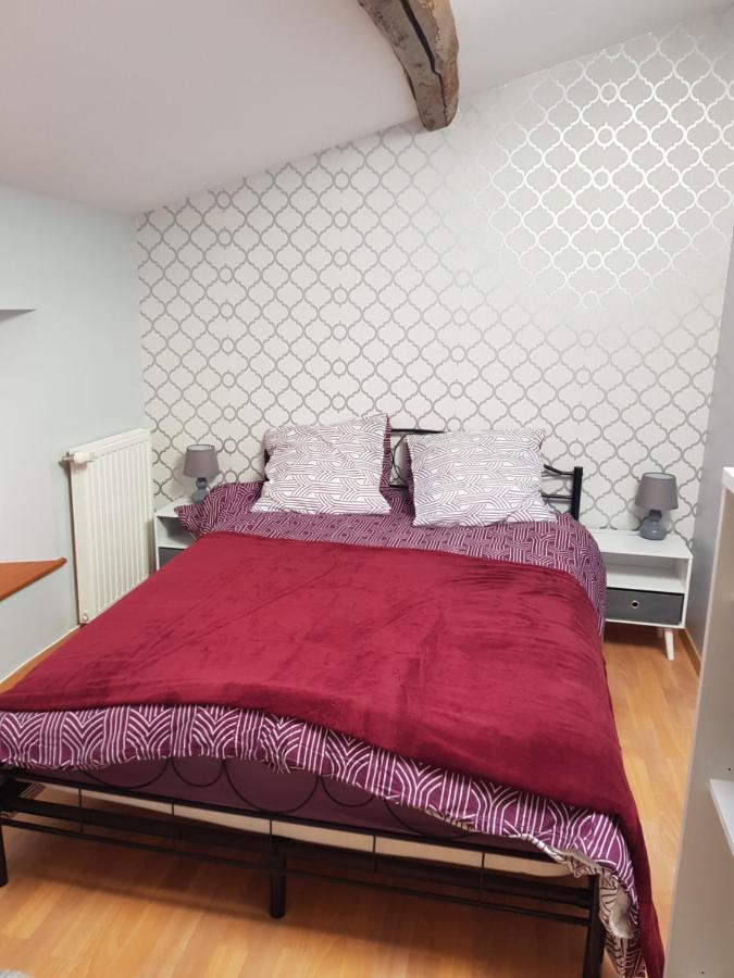 Le Pommier Chambre D'Hote Clussais-la-Pommeraie Esterno foto